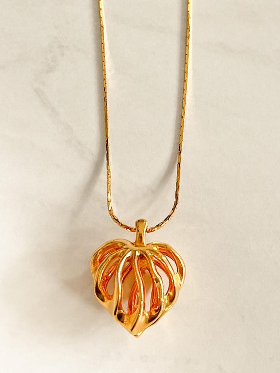 Vintage 14k Gold Filled Caged Heart Pendant Necklace Gem