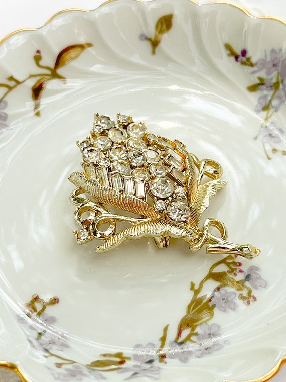 Vintage Coro Brooch with Baguette and Round Rhine… - image 1