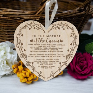 Mother of the groom keepsake gift, gift from Brides, wedding gift, mother in-law gift, wedding day sentimental heart, hanging wooden heart