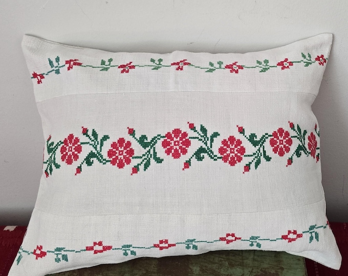 Cushion Cover from vintage Embroidered Cloth