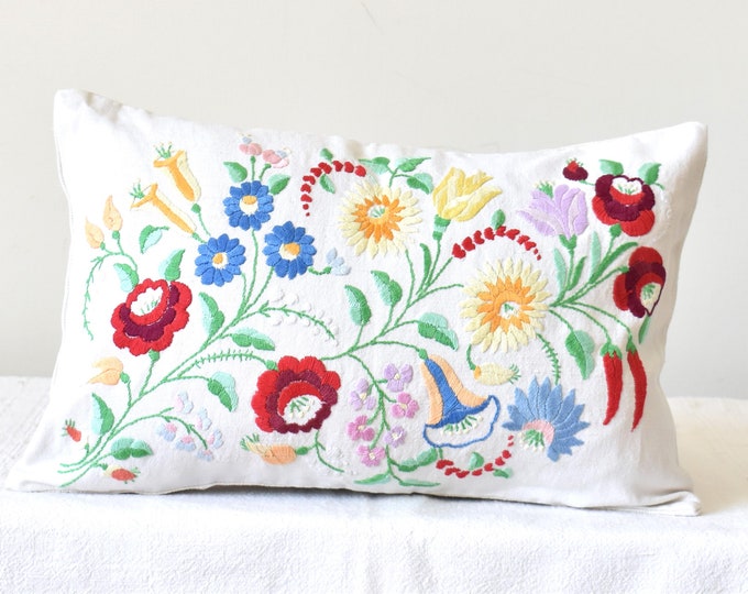 Vintage Hungarian ( Kalocsa) Embroidered Cushion Cover