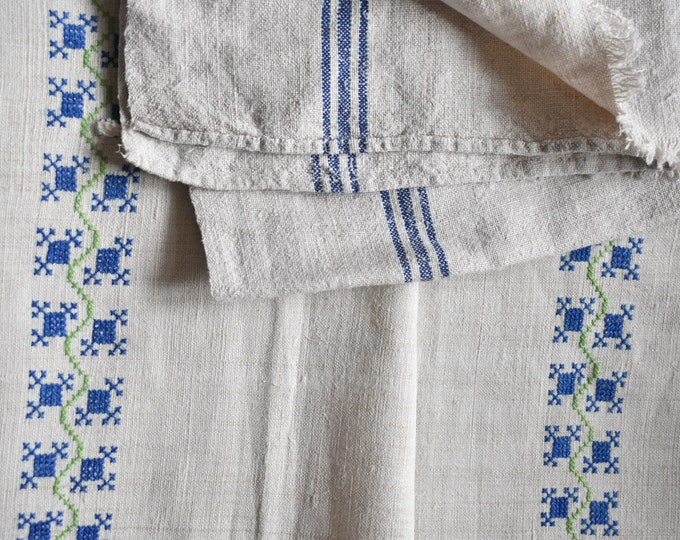 Vinatage home loomed/ Embroidered Cloth Set