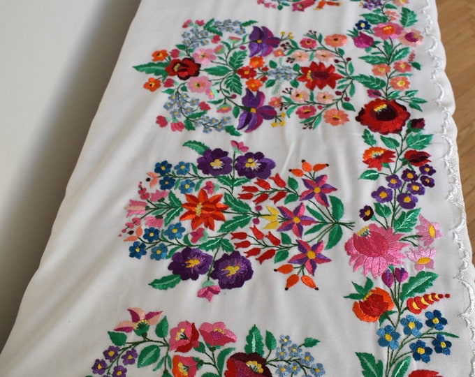 Embroidered Altar Cloth 450 x90cm