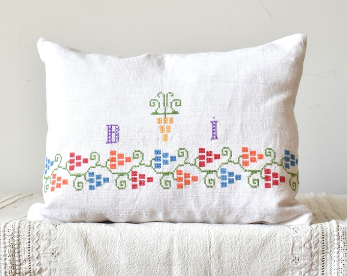 Cushion Cover from vintage Embroidered Cloth