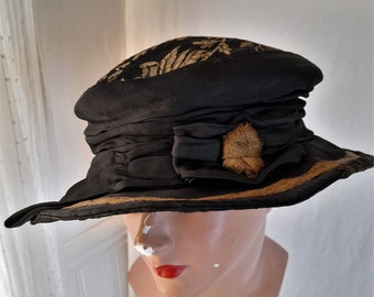 Wide Brim Silk Hat 1910/20 Black Lame Trims Size Large W. Eaden Lilly & CO.Ltd Cambridge , Antique Hat , Wide brim Hat , Antique Hat ,