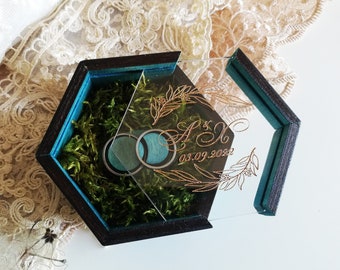 Ring holder for wedding ceremony, wooden ring box, ringbox with moss, wood ring box for wedding, Rustic, Personalized, Engraved, Moss