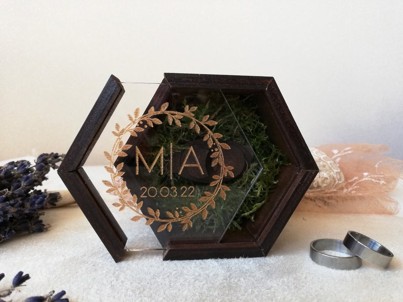 Hochzeit Ring Box mit Samt oder Moos Füllung, Ringträger Box aus Holz für die Trauung, Geschenk für Brautpaar Bild 6