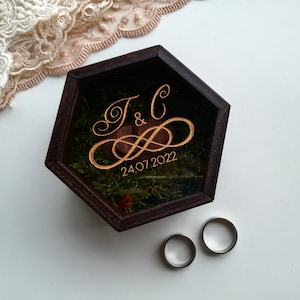 Wedding ring box, personalized wedding ring box, wedding ring box for ceremony, wooden wedding ring box with moos