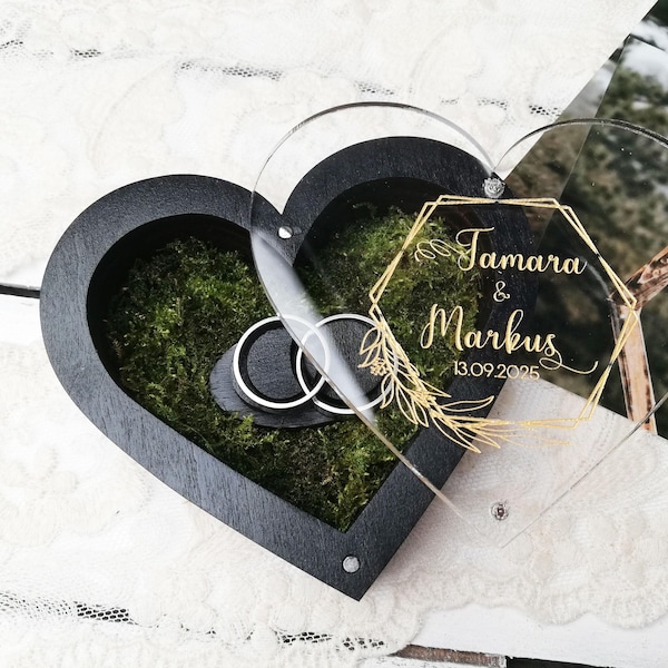 Personalized Wooden Heart Ring Box with Clear Lid, Wedding Ring Holder, Rustic Ring Bearer Box with Moss, Handmade Wedding Keepsake