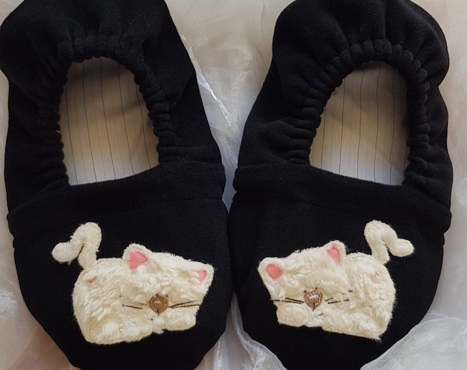 Featured listing image: Easter, cat, grain shoes, sweet, warm shoes, Mother's Day, many sizes, microwave, birthday, must have, cat love, warm feet, size 32-48