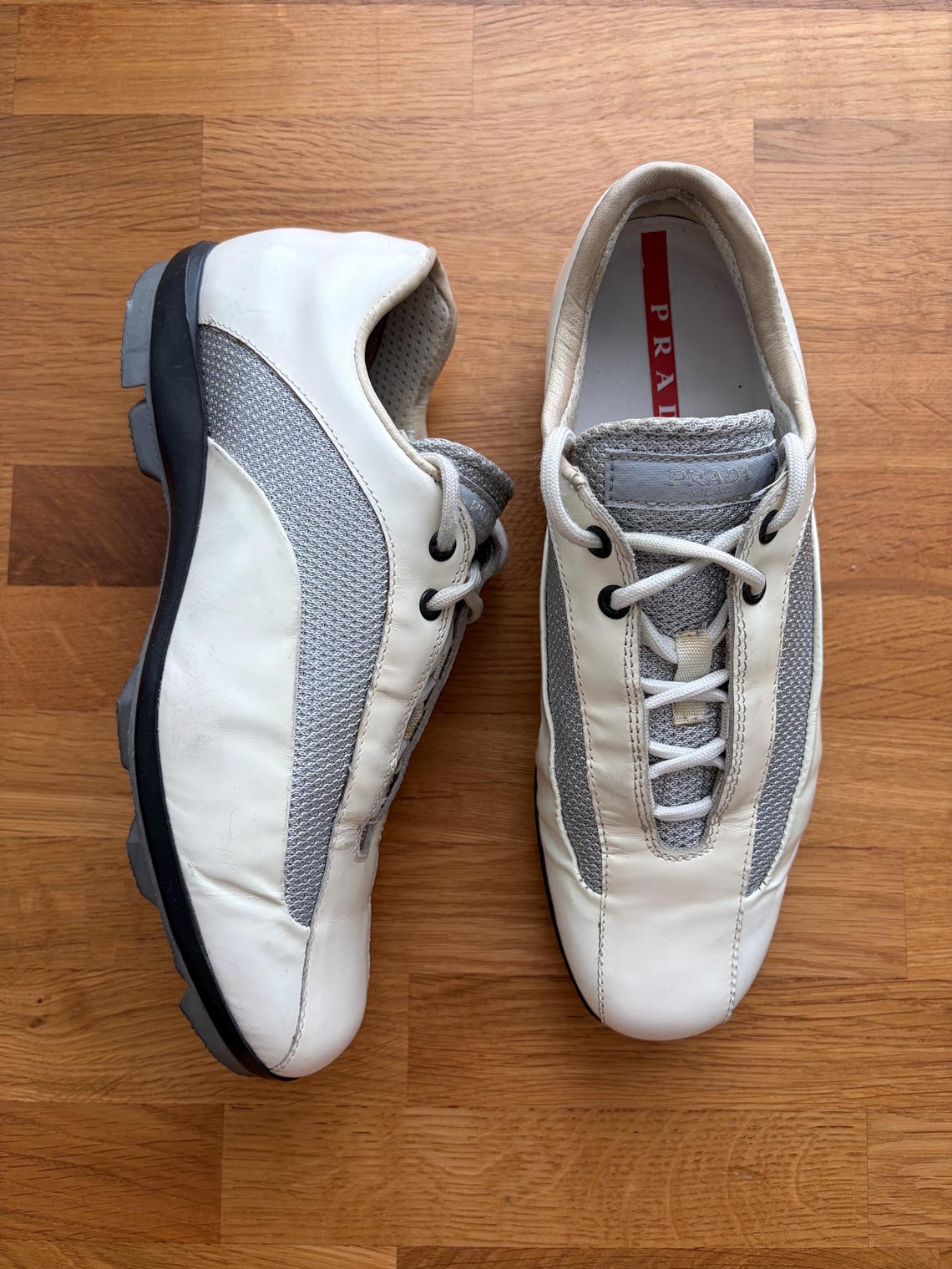 Vintage Prada Linea Rossa America's Cup Sneakers White Silver Mesh Patent Leather Sport Trainers Y2K Archival Designer Shoes - Sole cracked, foto 1 di 5