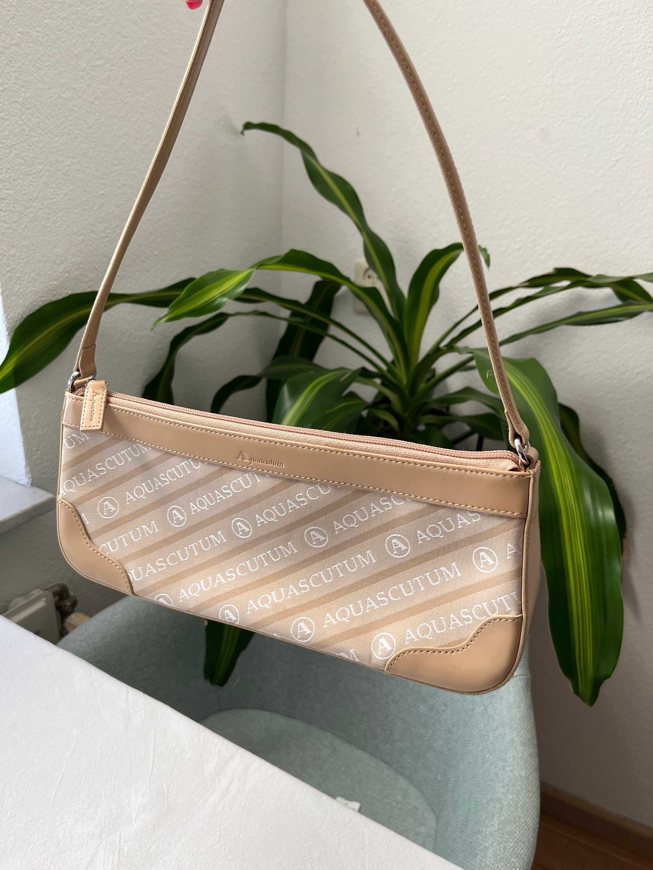 Aquascutum cross shop body bag