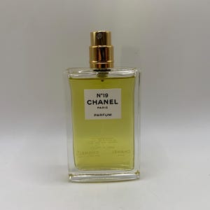 Chanel no.19 Perfume Extrait 35ml / no box