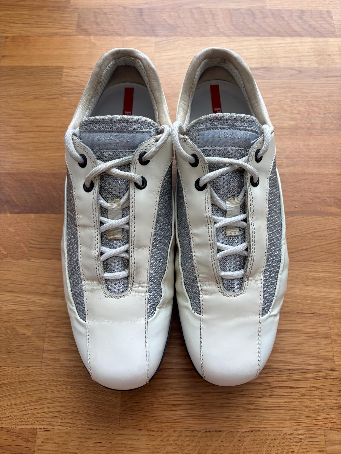 Vintage Prada Linea Rossa America's Cup Sneakers White Silver Mesh Patent Leather Sport Trainers Y2K Archival Designer Shoes - Sole cracked, foto 4 di 5