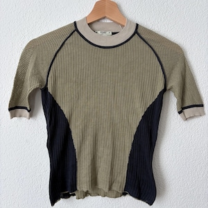 Vintage Fendi Karl Lagerfeld 2018 Archival Reissue Seidenstrickbluse, 90er Jahre Colorblock Mesh Raglan Kurzarm Strukturierte Rippbluse Größe S