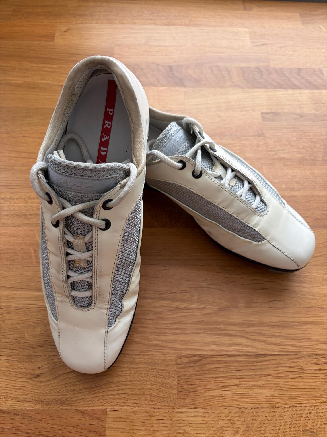 Vintage Prada Linea Rossa America's Cup Sneakers White Silver Mesh Patent Leather Sport Trainers Y2K Archival Designer Shoes - Sole cracked, foto 3 di 5