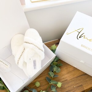 Luxus Hochzeitsgeschenkboxen | Brautjungfern mit optionaler Personalisierung, Mutter der Braut, Mutter des Bräutigams, Blumenmädchen-Geschenke