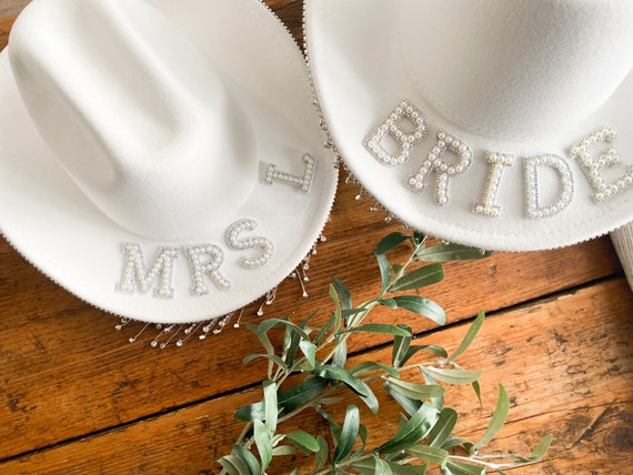 Bride Cowboy Hat with Diamante Trim Bride Cowboy Hat with Diamante Trim