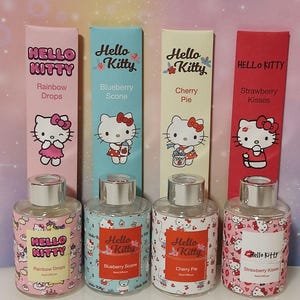 Süßer Raumduft mit Stäbchen 80 ml – kawaii Katzen Design – Geschenkidee Mädchen – niedliche Deko – Duft wählbar