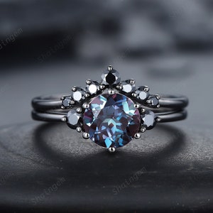 Vintage Black Gold Round Cut Alexandrite Engagement Ring Set Rhodium Black Moissanite Wedding Set Unique Dark Bridal Set, Black Promise Ring