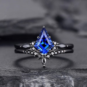 Unique Black Gold Kite Cut Cornflower Blue Sapphire Engagement Ring Set, Gothic Black Rhodium Wedding Ring, Punk Promise Ring Gift for Women