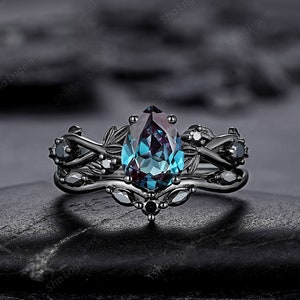 Gothic Black Gold Pear Shape Alexandrite Leaf Engagement Ring Set, Black Vine Promise Ring, Unique Rhodium Black Witchy Twig Branch Ring