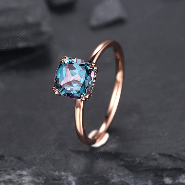 Vintage Cushion Cut Solitaire Alexandrite Engagement Ring,14K Rose Gold High Profile Alexandrite Ring, Promise Anniversary Ring Gift for her