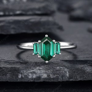 Vintage Long Hexagon Emerald Engagement Ring, Emerald Three Stones Wedding Ring, 14K White Gold Baguette Emerald Anniversary Promise Ring