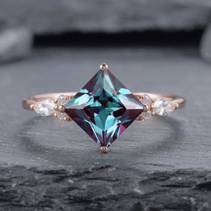 Vintage Princess Cut Alexandrite Engagement Ring, 14k Rose Gold June Birthstone Wedding Promise Ring Unique Marquise Diamond Moissanite Ring