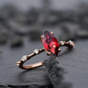 Vintage Marquise Cut Garnet Engagement Ring, Unique January Birthstone Wedding Promise Ring, 14K Rose Gold /Sterling Silver Ring for Women