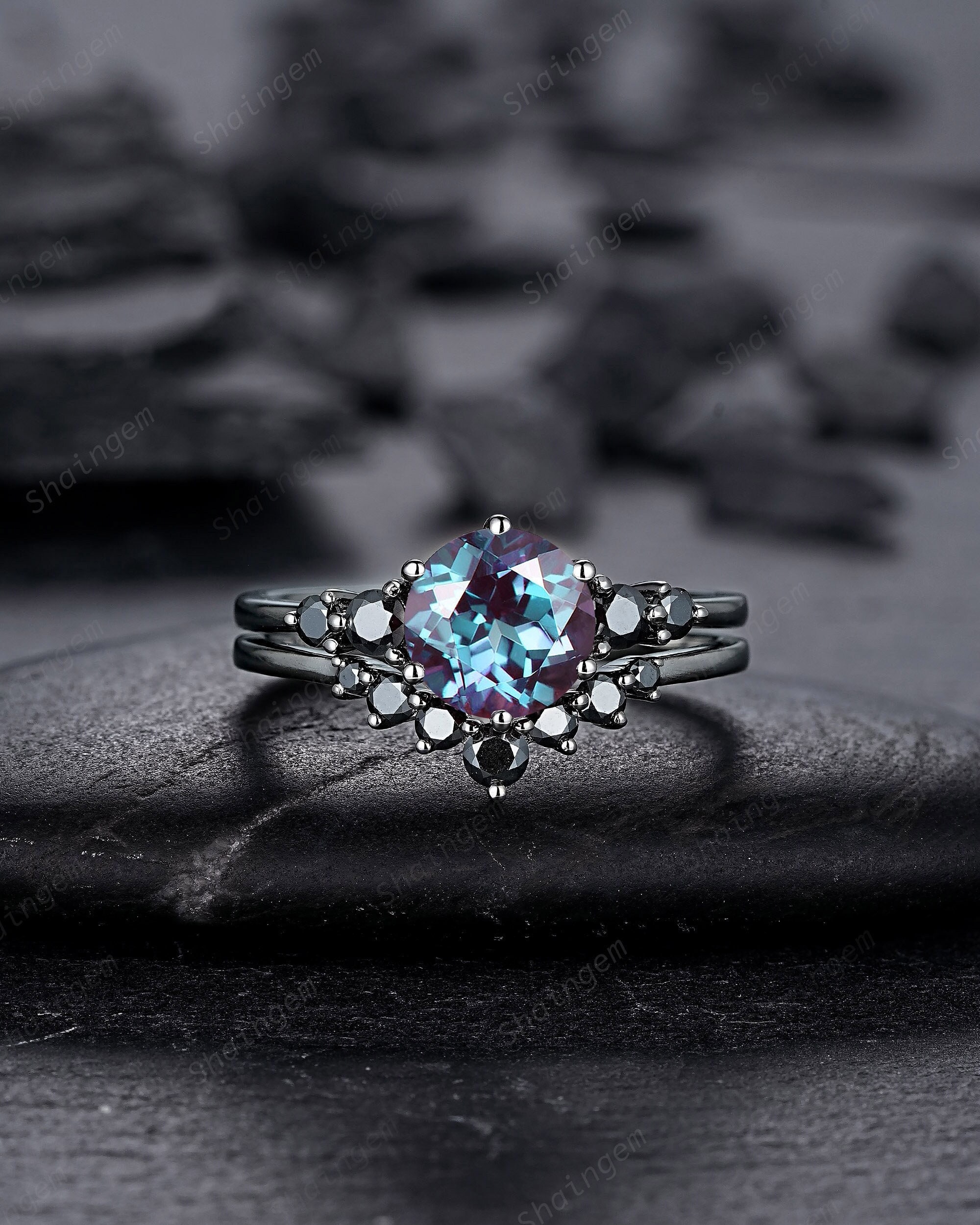 Vintage Black Gold Round Cut Alexandrite Engagement Ring, Rhodium