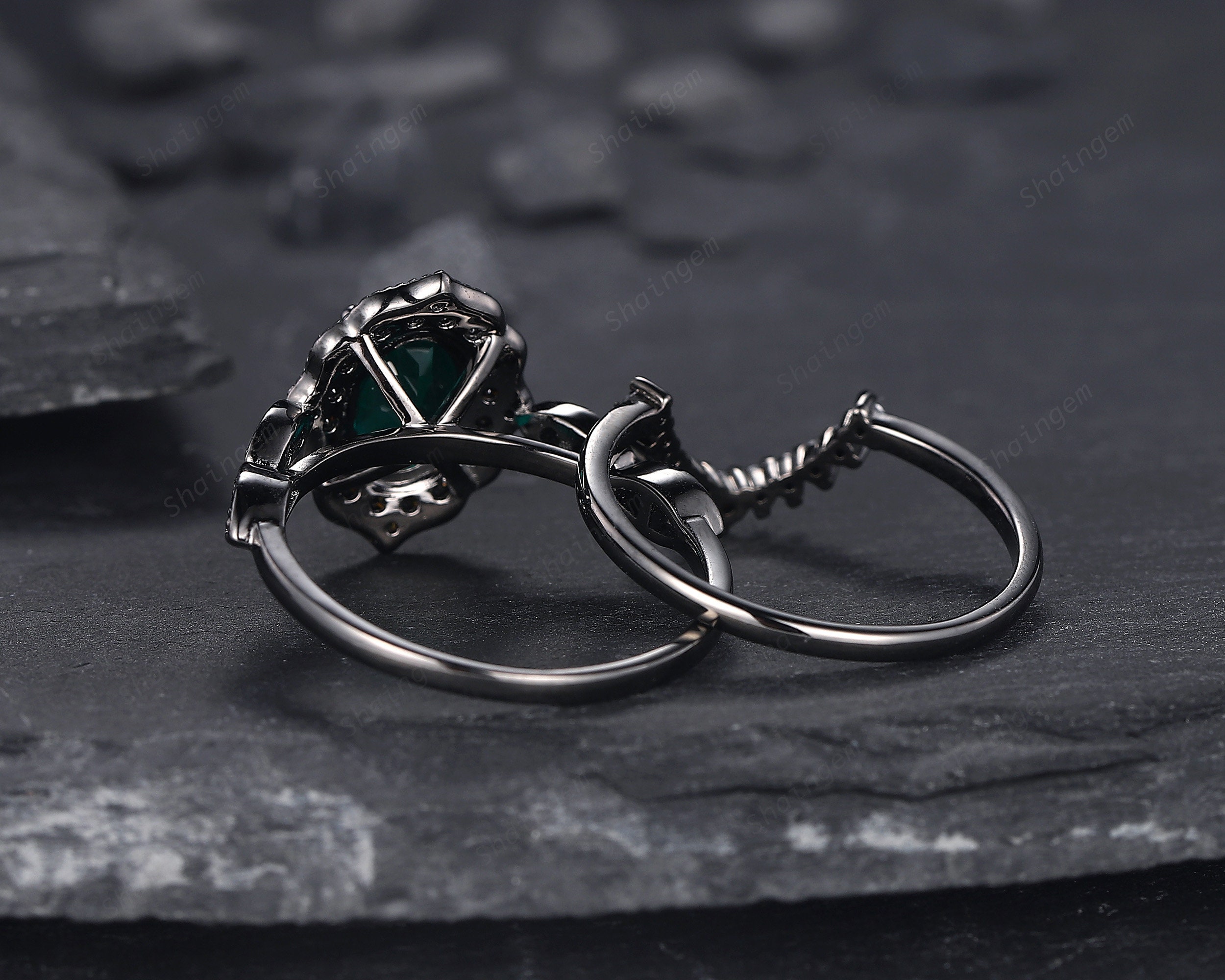 Black demon wedding ring | Honestweddingadvice.com