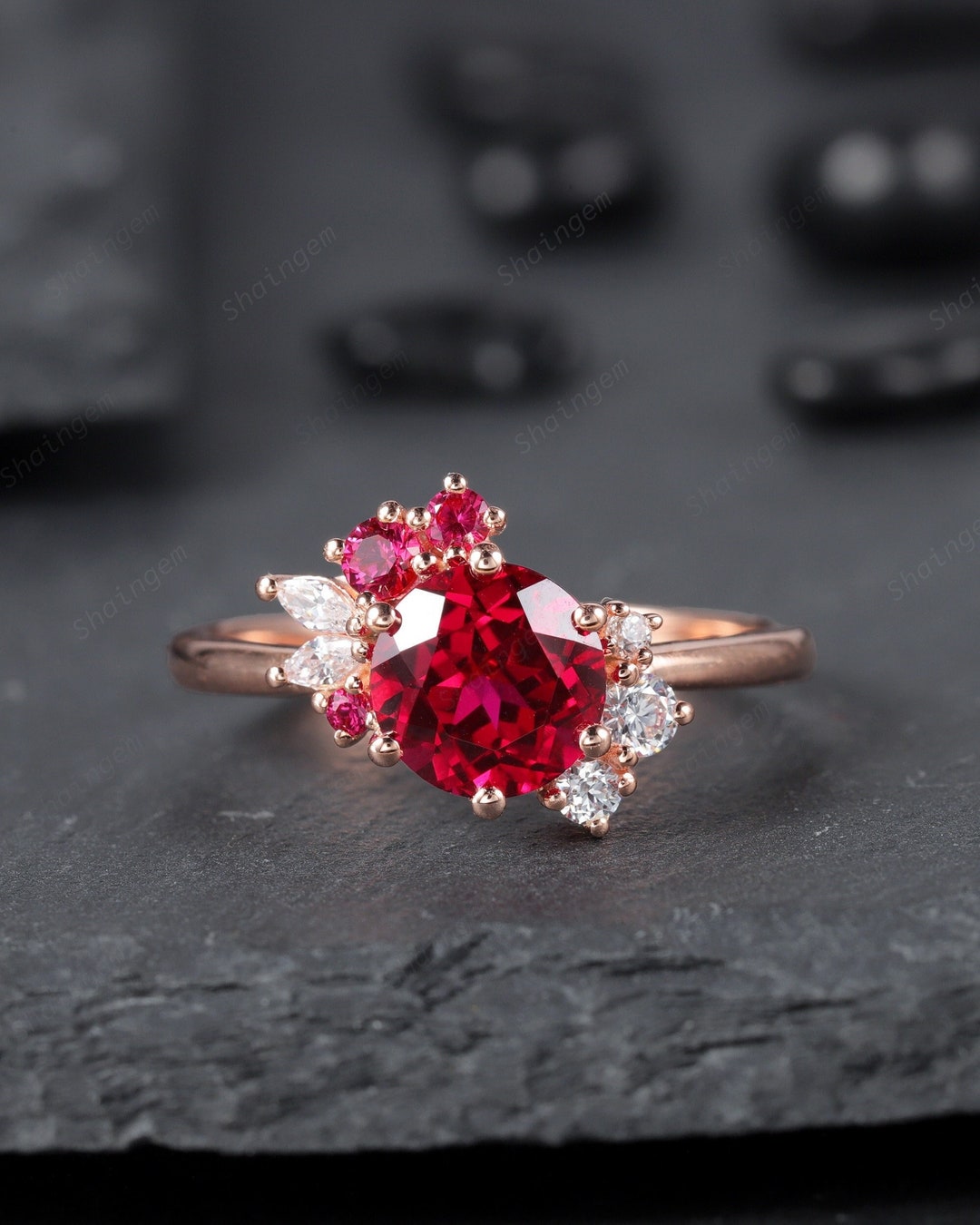 通販 Ruby Round Vintage Engagement Cluster Ruby Deco Art Ring, アクセサリー