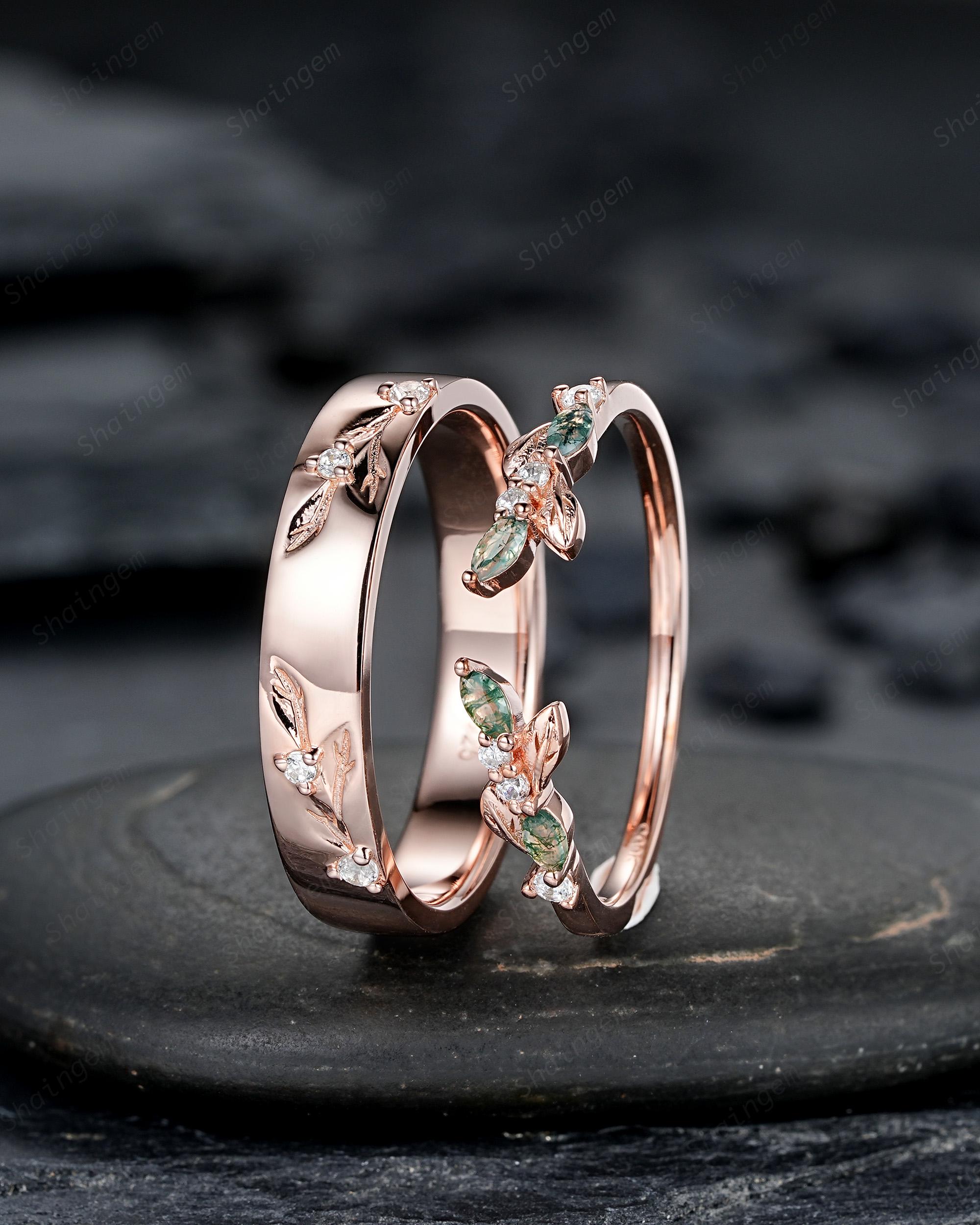 Nature Inspired Engraved Leaf His and Hers Couple Ring Set: Open Nature Inspired Engraved Leaf His and Hers Couple Ring Set: Open