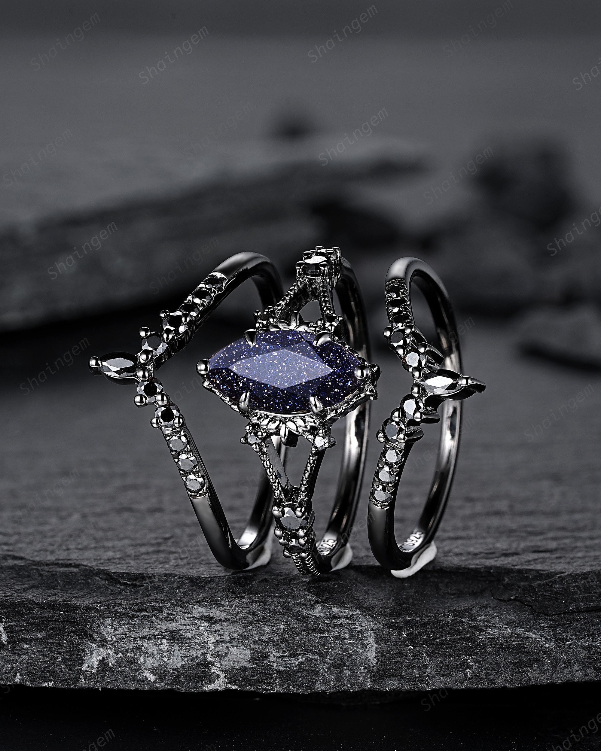 アスティエ　クリスマスオーナメント　ENGAGEMENT RING BLACK 3PCS Black Gold Marquise Cut Blue Sandstone Engagement Ring