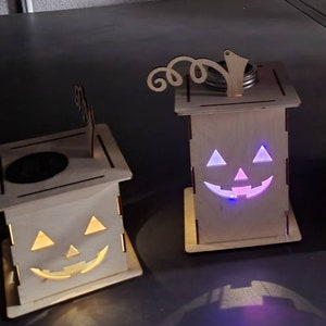 Lámpara de Halloween / linterna Jack-o hecha de madera con diferentes motivos y luz solar imagen 1