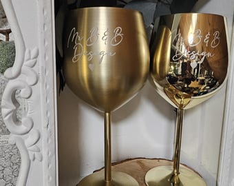 Gepersonaliseerd wijnglas van roestvrij staal, goudkleurig, 475 ml met lasergravure