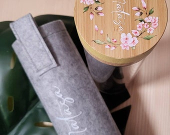 UV print!!! Glass drinking bottle with tea strainer, bamboo lid and felt cover 480ml personalized with name, desired text, desired motif