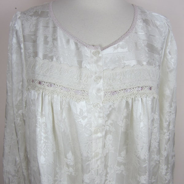 Vintage Character Nightgown White Floral Print Lace/Ribbon Bodice Size M Cottage Core Modest Granny Chic