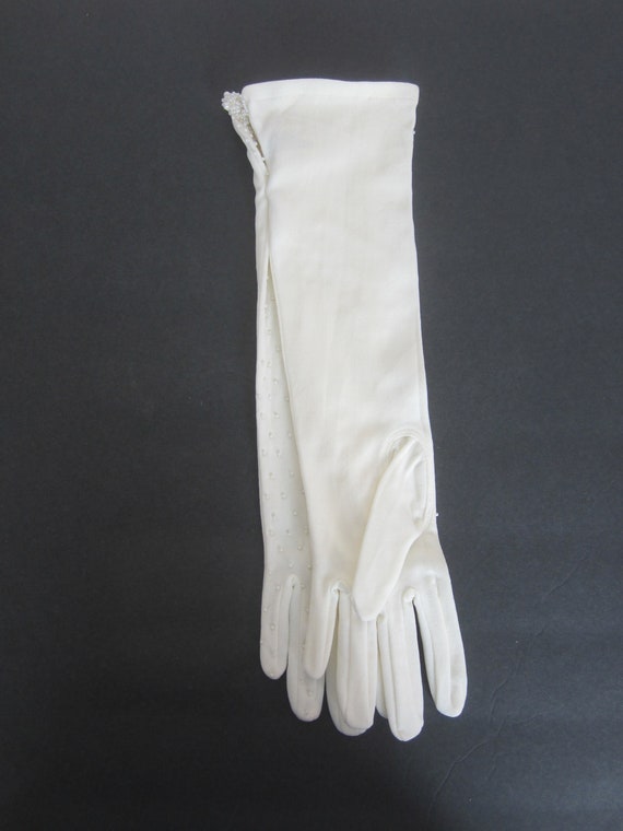 Vintage Victorian White Opera Tea Gloves Seed Pearl /… Gem