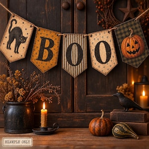 Puede incluir: Una guirnalda decorativa de Halloween con cinco banderines colgados de un cordel. Los banderines muestran un gato negro, las letras B, O, O y una calabaza tallada. El diseño utiliza una paleta de colores rústicos en naranja, negro y beige.