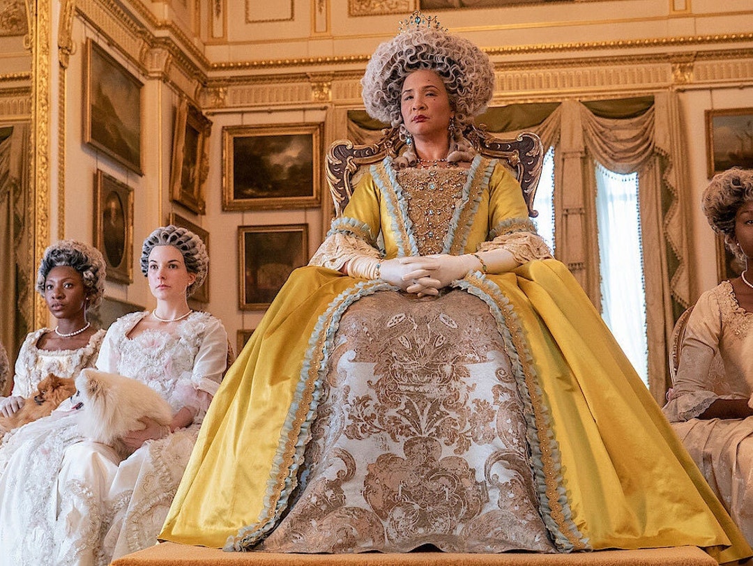 Bridgerton Dress Queen Charlotte Regency Golden Sati Style for Ball