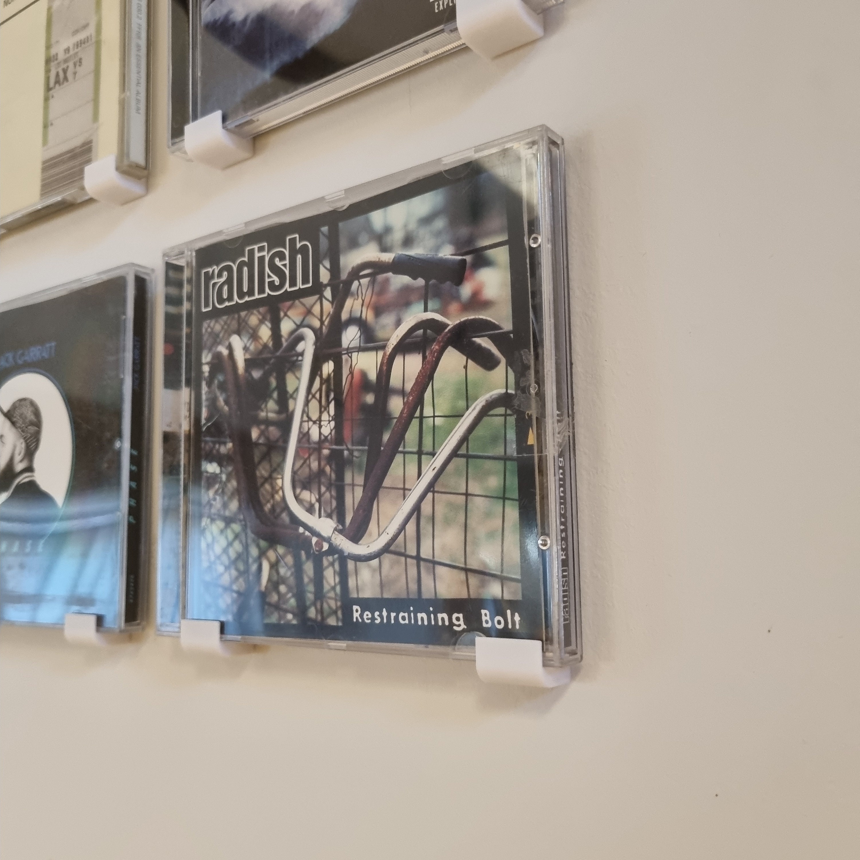 CD Bracket, Wall-mount Album Holder, Compact Disc Display Shelf ...