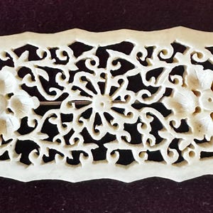 Chinese carved Bone Brooch - c1920