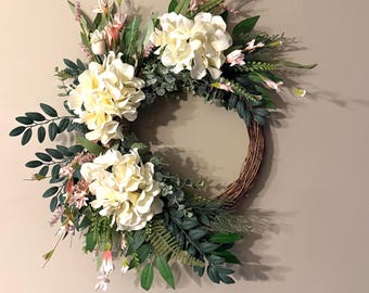 Grapevine Hydrangea Wreath Habdmade 26”H 16”W