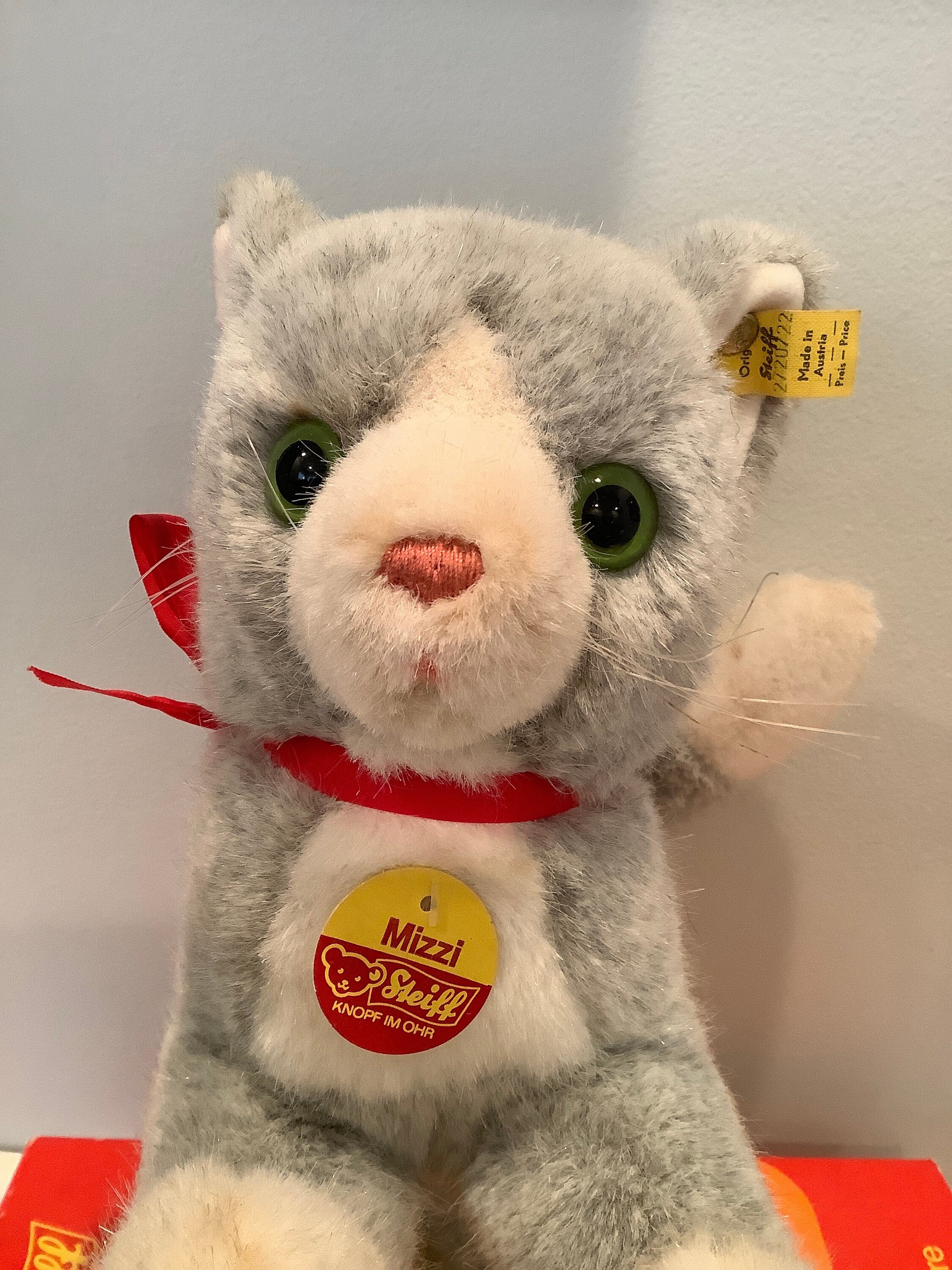 steiff stuffed cat
