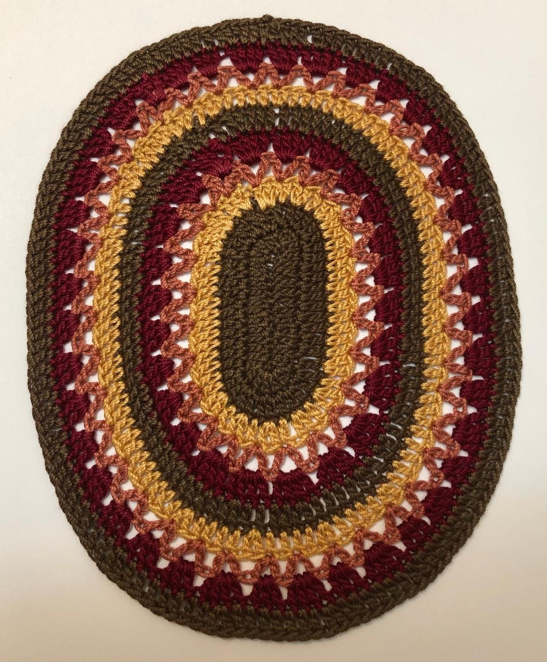 Hermosa alfombra de colores otoñales para casa de muñecas a escala de 1 pulgada
