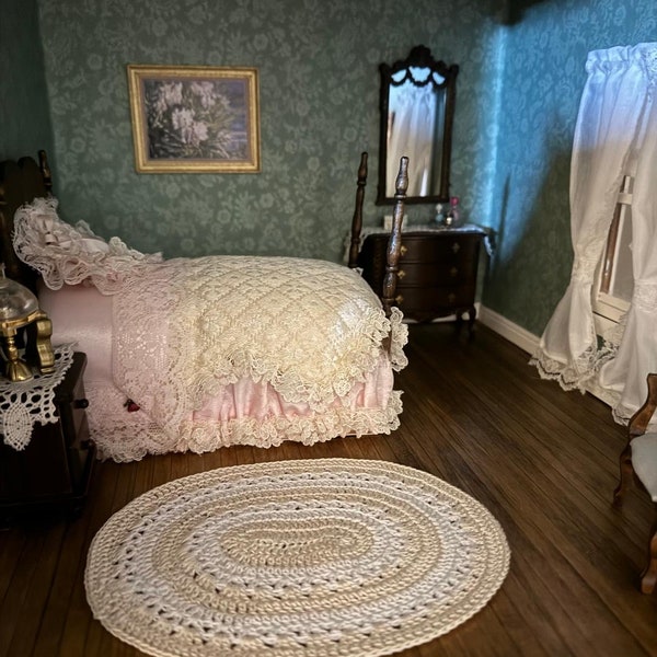 Large Cream & White Rug for 1 inch scale Dollhouse