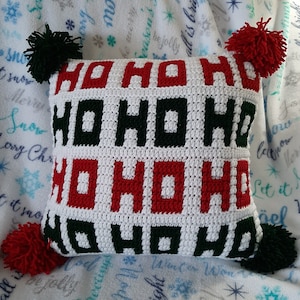 HOHOHO Mosaic Crochet Holiday Pillow and Table Runner Patterns