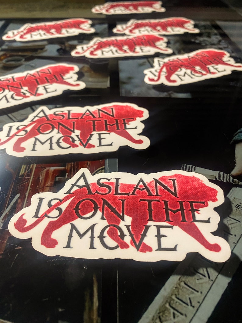 Aslan is on the Move the Lion, the Witch, and the Wardrobe Chronicles ...
